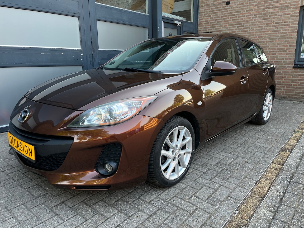 Mazda 3 - 1.6 Navigator 1.6 Navigator - AutoWereld.nl