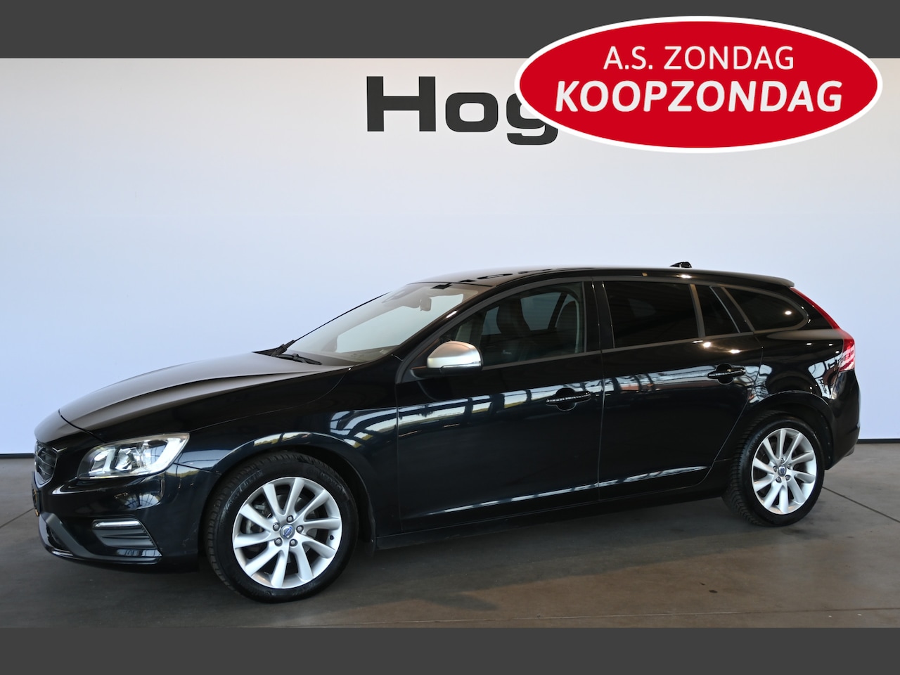 Volvo V60 - 1.6 D2 Summum Automaat Clima Navigatie Trekhaak Goed Onderhouden! Inruil Mogelijk! - AutoWereld.nl