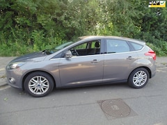 Ford Focus - 1.0 EcoBoost Lease Titanium MET AIRCO 07-2012