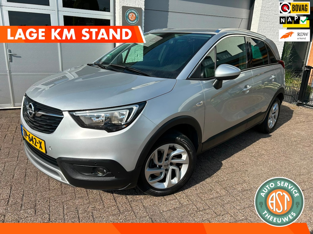 Opel Crossland X - 1.2 Turbo Innovation NAP|TREKHAAK|CRUISE - AutoWereld.nl