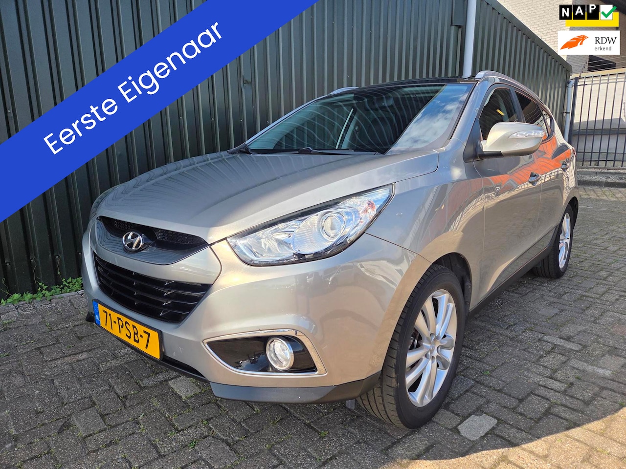 Hyundai ix35 - 2.0i i-Catcher PANO LEDER Price included VAT - AutoWereld.nl