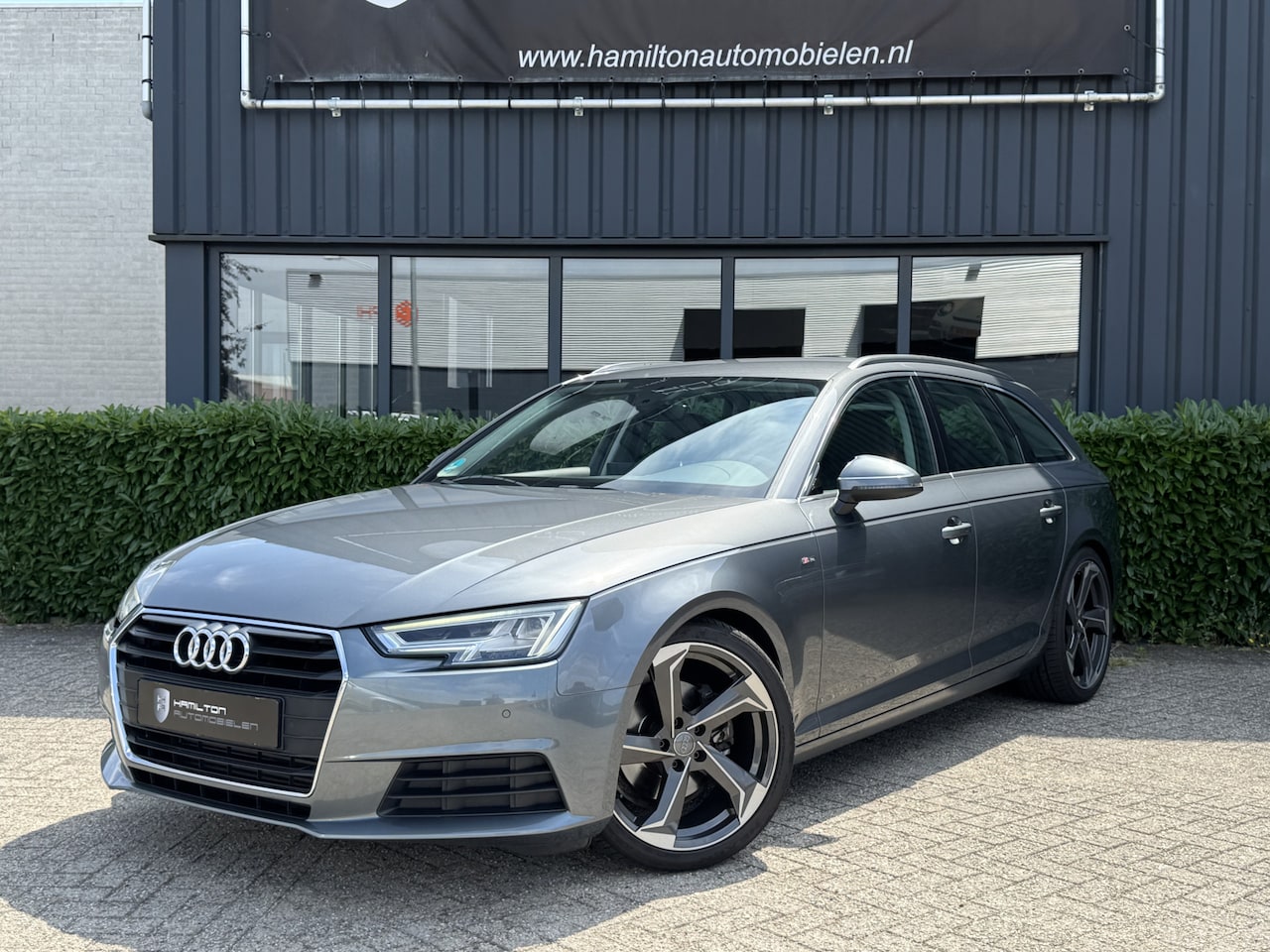 Audi A4 Avant - 2.0 TFSI 191pk Aut. ultra Sport Pro Line S Sportleder Navi Led Wegklapbare trekhaak!! - AutoWereld.nl