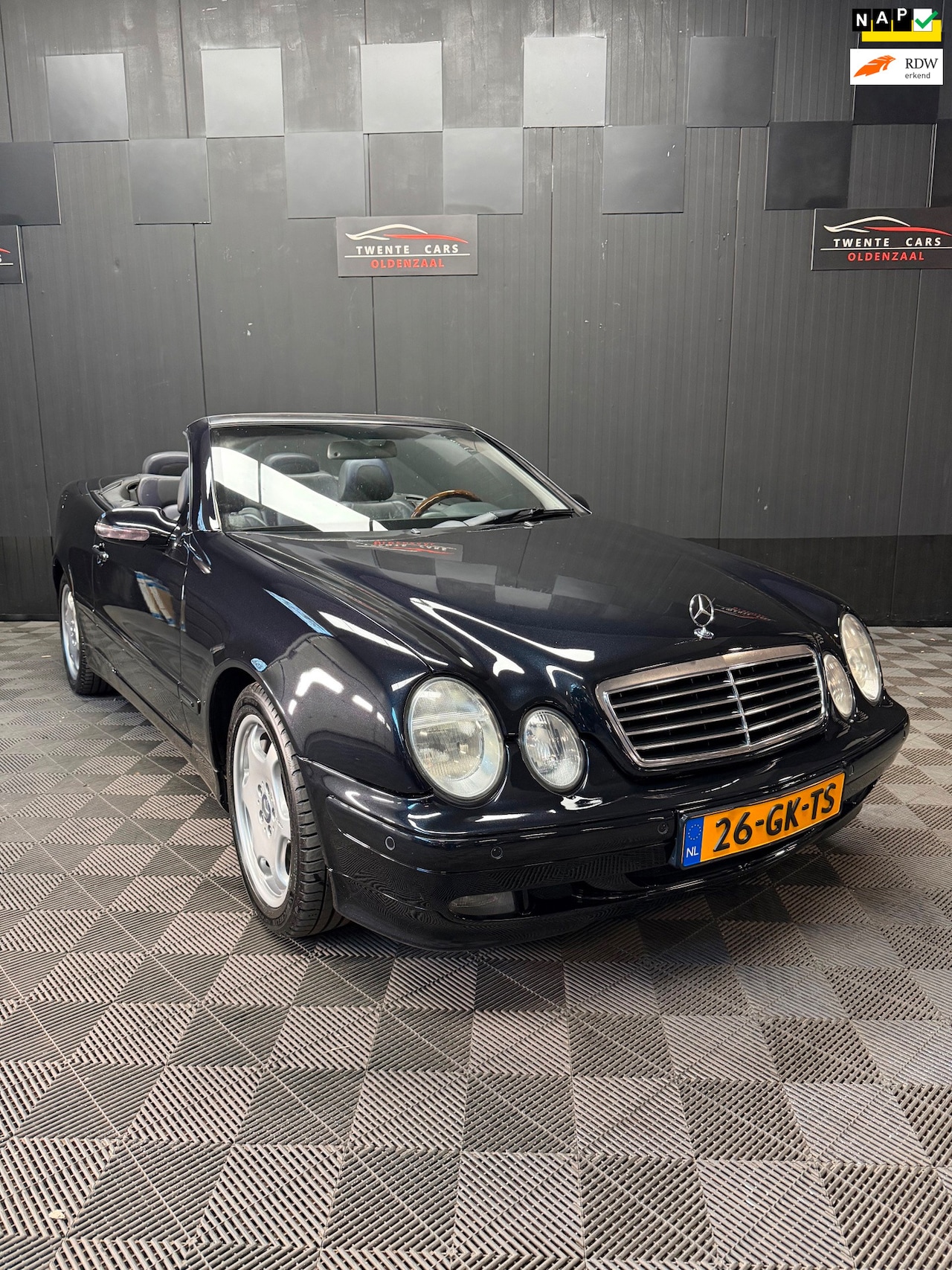 Mercedes-Benz CLK-klasse Cabrio - 320 Designo | Bose | Memory | Command | Xenon | - AutoWereld.nl