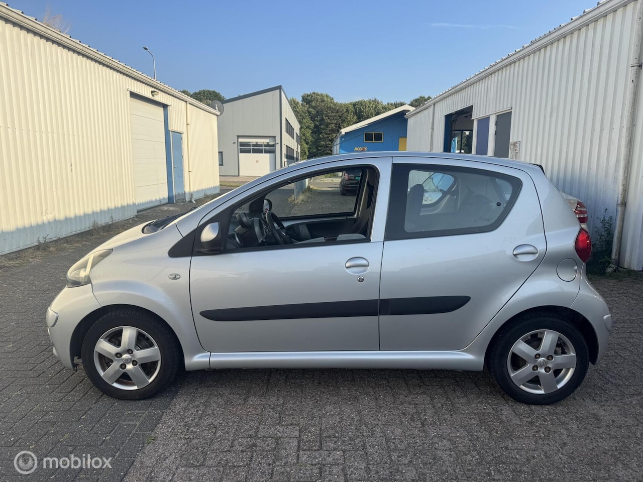 Toyota Aygo - 1.0-12V Sport | Koude Airco | Nw APK | Elek Raam - AutoWereld.nl