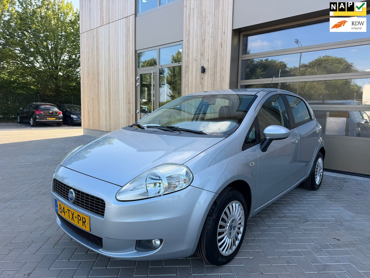 Fiat Grande Punto - 1.4 Dynamic 1.4 Dynamic - AutoWereld.nl