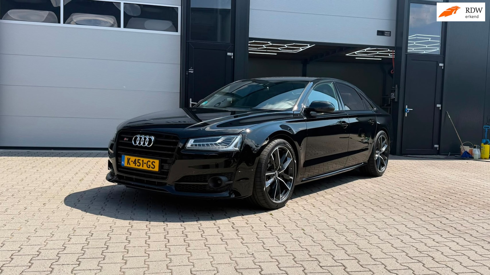 Audi A8 - 4.0 TFSI S8 PLUS QUATTRO 605PK/CERAMISCH/ACC/SOFTCLOSE/TOP - AutoWereld.nl