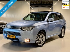 Mitsubishi Outlander - 2.0 PHEV instyle+ Opendak|Camera|Trekhaak