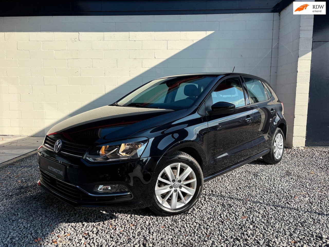 Volkswagen Polo - 1.0 Comfortline Airco/Cruise/Parkeersensoren - AutoWereld.nl