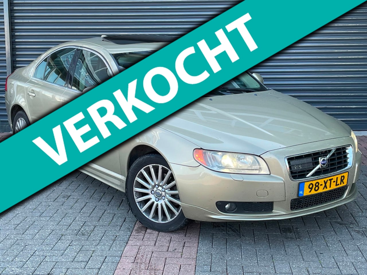 Volvo S80 - 2.4 D5 Summum Dak | Leder | Airco | Cruise | Pdc - AutoWereld.nl