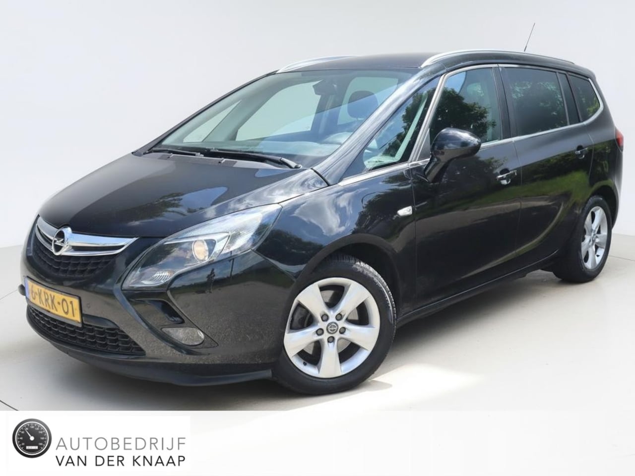 Opel Zafira Tourer - 1.6 Business+ | Clima | Cruise | Multimedia/navi | PDC | Trekhaak | - AutoWereld.nl