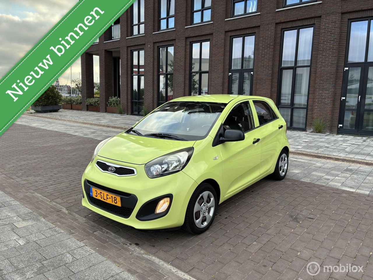 Kia Picanto - 1.0 CVVT Super Pack Airco NAP!! - AutoWereld.nl