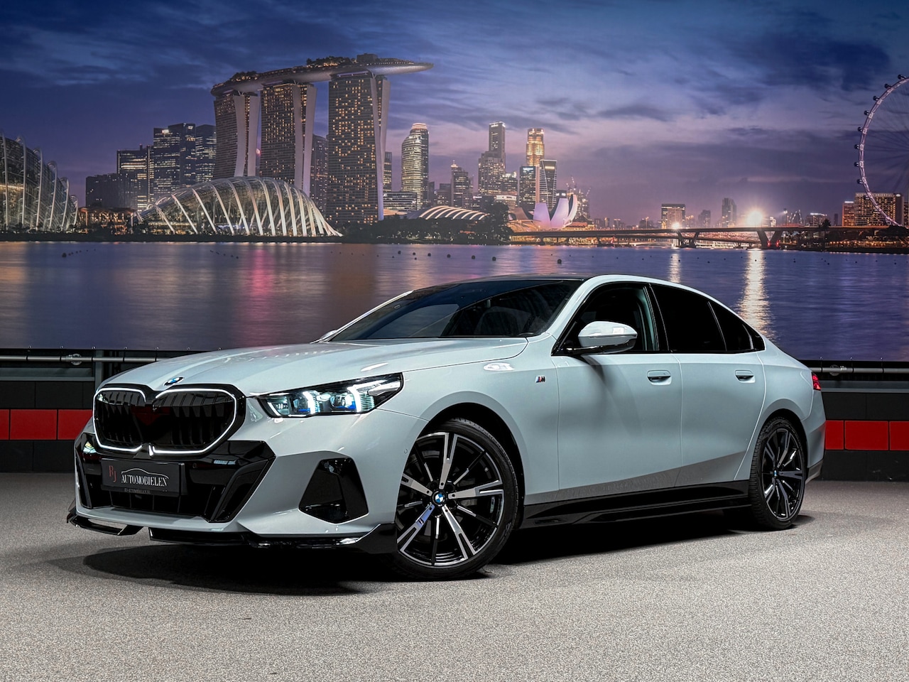 BMW 5-serie - 520i M-Performance|Panorama|360|HeadUp|NL NAP|BTW - AutoWereld.nl