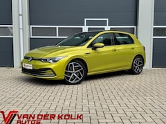Volkswagen Golf - 1.5 eTSI Style | IQ Drive | Panorama | Full LED | Alcantara | Camera | Carplay | Navigatie