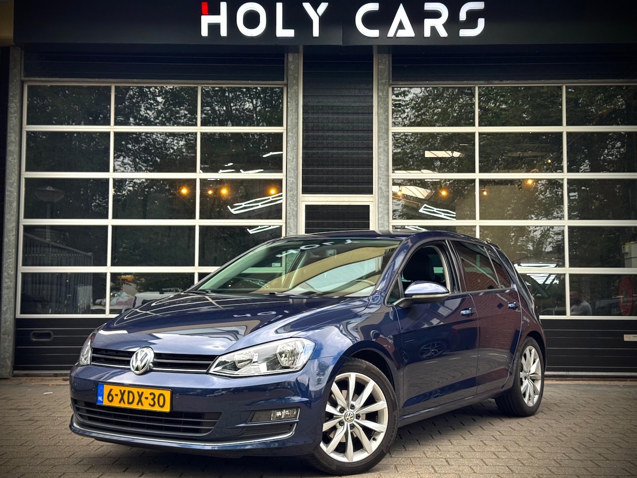 Volkswagen Golf - 1.2 TSI Highline | LED | LEER | NAVI | PDC | - AutoWereld.nl