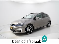 Volkswagen Golf - 1.4 TSI GTE | Met Nw Megatronic