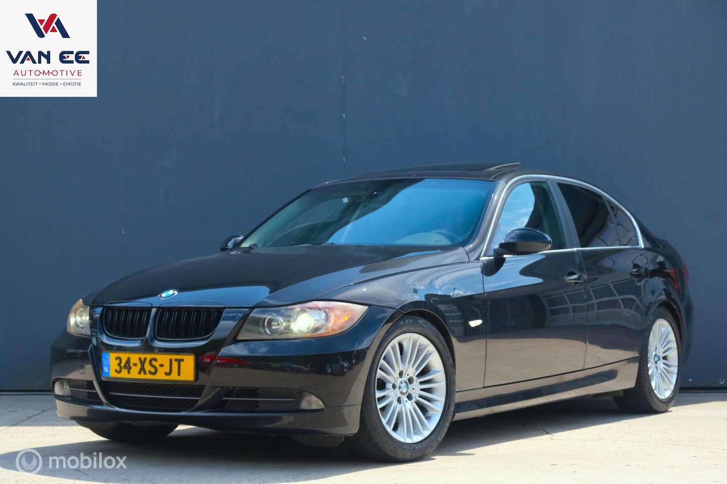 BMW 3-serie - 330i High Executive | Leer | Xenon | Dakraam - AutoWereld.nl