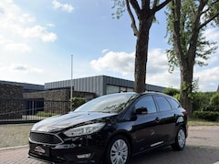 Ford Focus Wagon - 1.0 Titanium