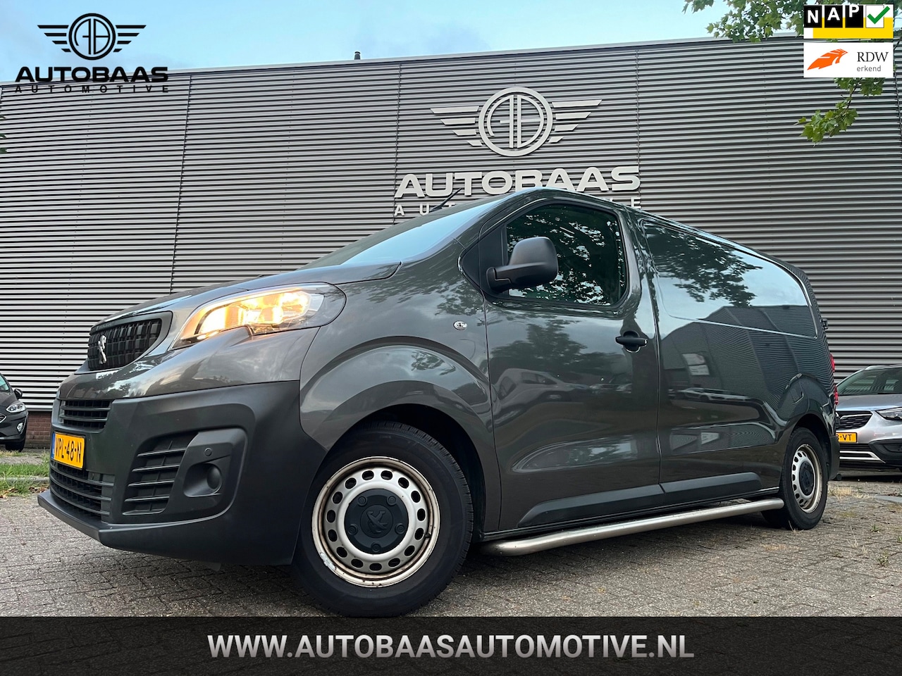 Peugeot Expert - 2.0 BlueHDI 145PK Premium AUTOMAAT ***APK 05-2027*** - AutoWereld.nl