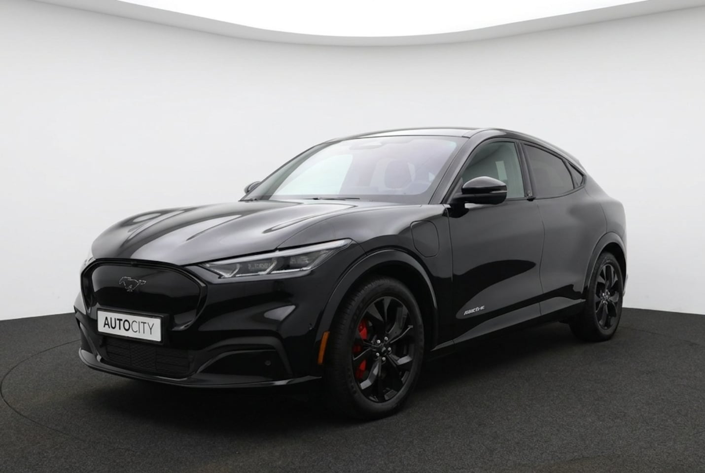 Ford Mustang Mach-E - Premium AWD 75KWH l B&O l Memory l Blindspot l Leder - AutoWereld.nl