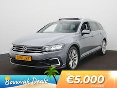 Volkswagen Passat Variant - 1.4 TSI 218Pk Automaat PHEV GTE Business Pano-Dak / Leder / Camera