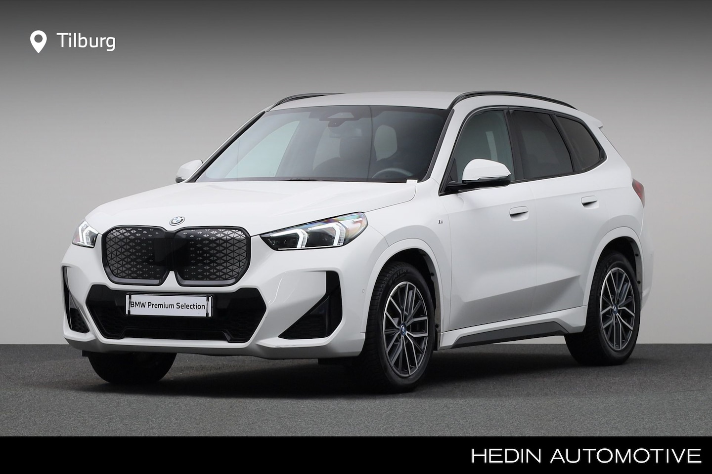 BMW iX1 - eDrive20 67 kWh | Achteruitrijcamera | Comfort Access | Verwarmde voorstoelen | Voorbereid - AutoWereld.nl