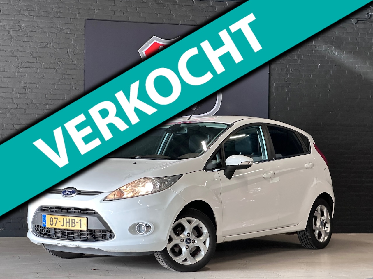Ford Fiesta - 1.6 Titanium CLIMA / CRUISE / ELEKT RAMEN - AutoWereld.nl