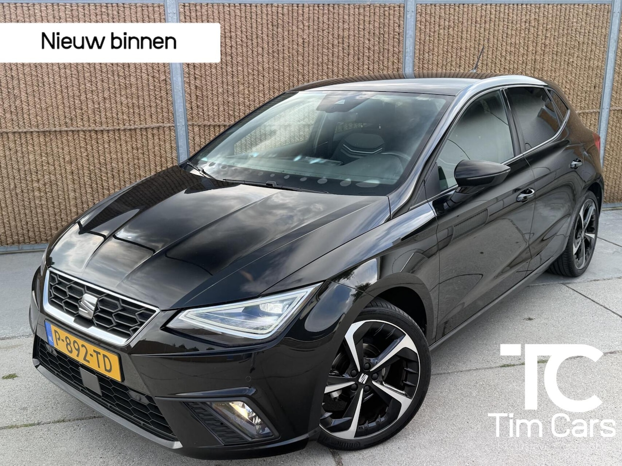 SEAT Ibiza - 1.0 EcoTSI FR Full-link Apple CarPlay/Android Auto | LED verlichting | 18 inch lichtmetale - AutoWereld.nl