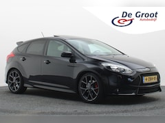 Ford Focus - 2.0 EcoBoost ST-3 Recaro, Schuif-/Kanteldak, Camera, Xenon, Navigatie, PDC, 19"