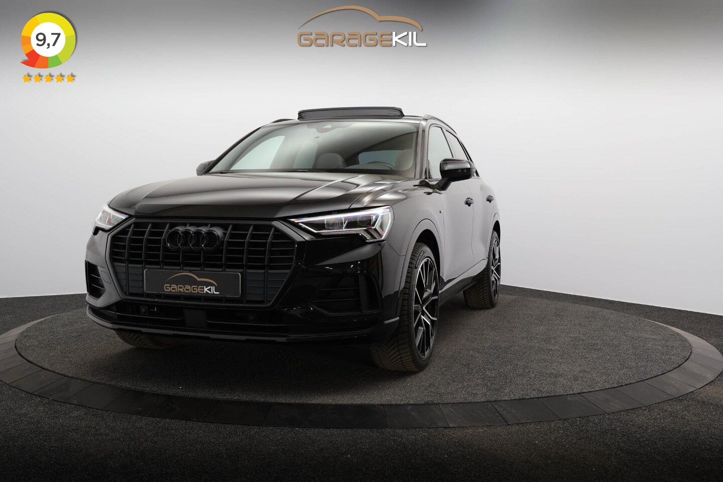 Audi Q3 - 35 TFSI Business Edition Onderh. historie compleet / Panoramadak / Matrix LED / Ambianteve - AutoWereld.nl