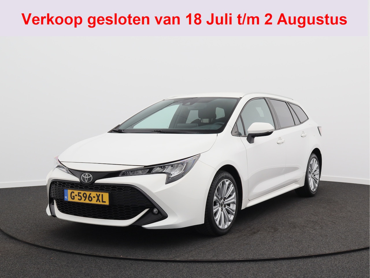 Toyota Corolla Touring Sports - 1.2 Turbo Dynamic/ lage km/ automaat/ zeer mooi! - AutoWereld.nl