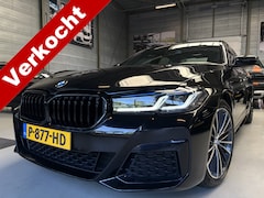 BMW 5-serie - 520i Edition Plus M pakket, Schuifdak, 19inch Sfeerverlichting