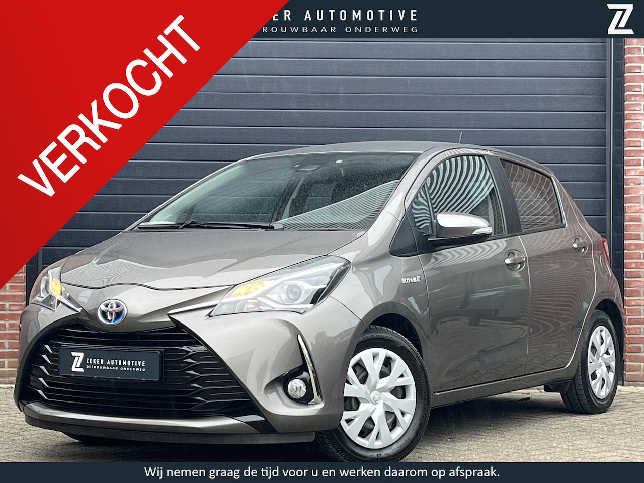 Toyota Yaris - 1.5 Hybrid 2 persoons! Ideaal voor Honden, Scootmobiel etc. - AutoWereld.nl
