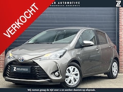 Toyota Yaris - 1.5 Hybrid 2 persoons Ideaal voor Honden, Scootmobiel etc
