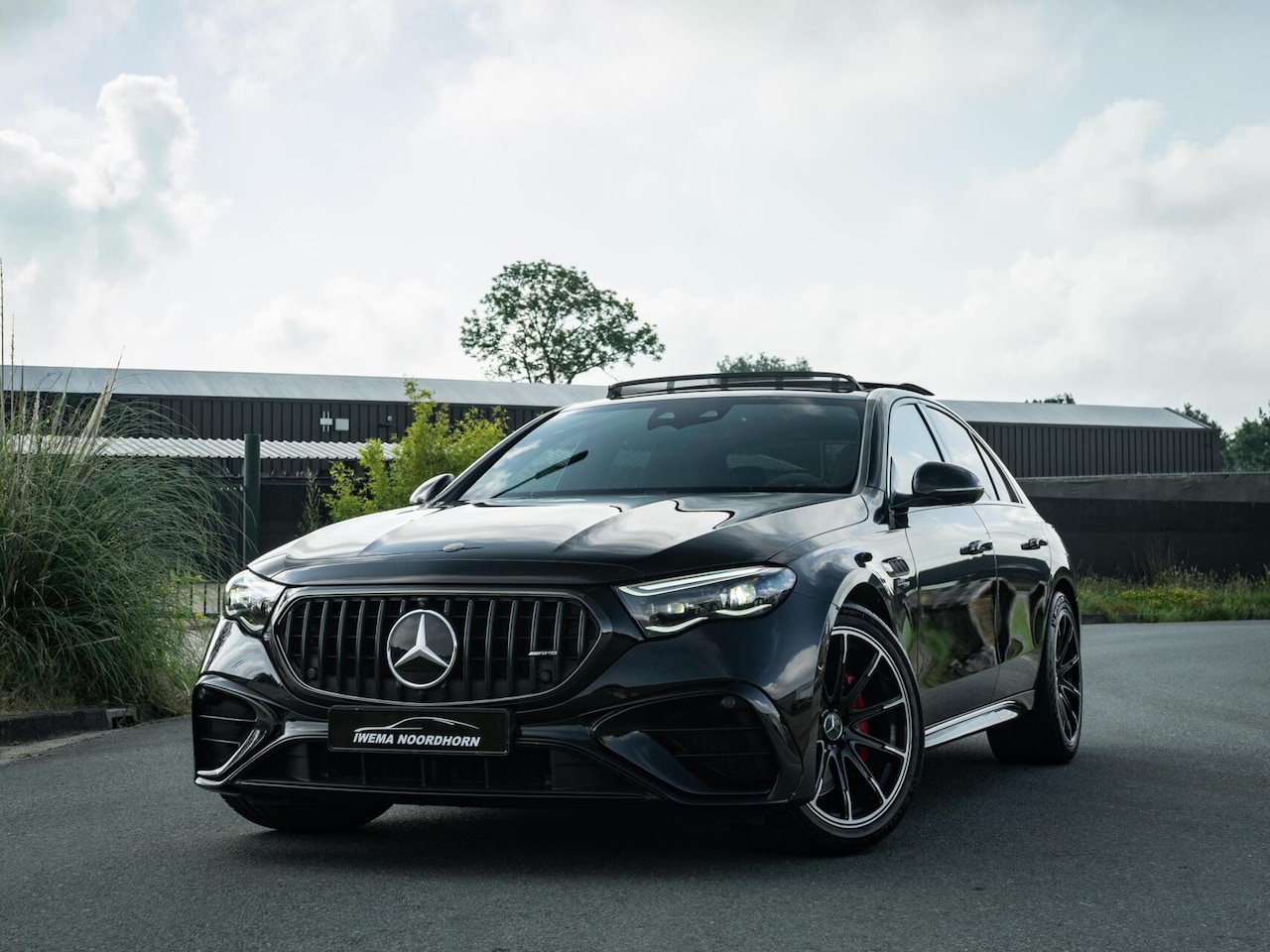 Mercedes-Benz E-klasse - AMG 53 4MATIC+ |FULL OPTION|Panoramadak|Burmester® 4D|Massage|Meesturende achteras|Digital - AutoWereld.nl