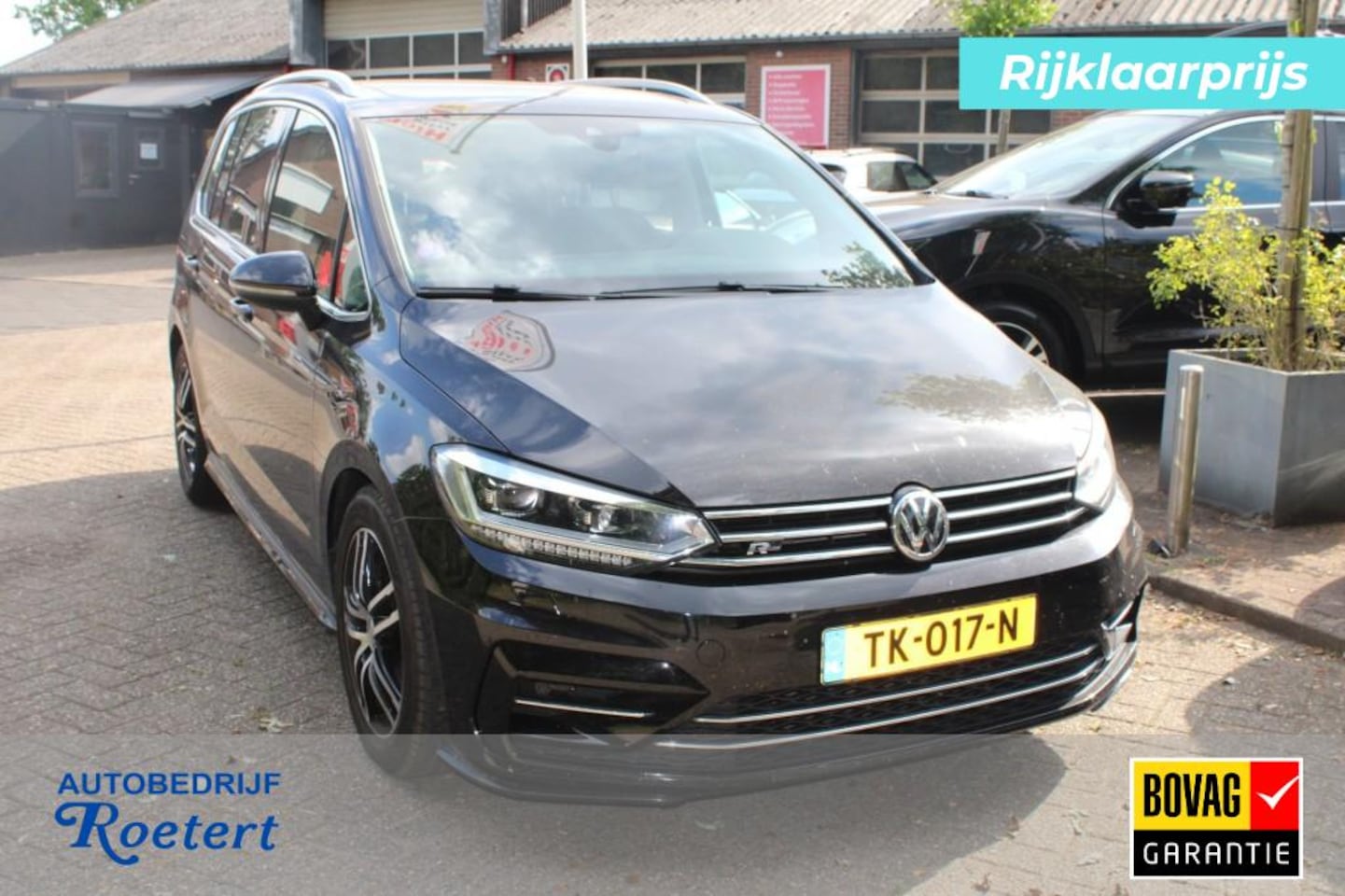 Volkswagen Touran - 1.8TSi 179pk Highline R automaat ECC/ACC/navi/pano-schuifdak/trekhaak - AutoWereld.nl