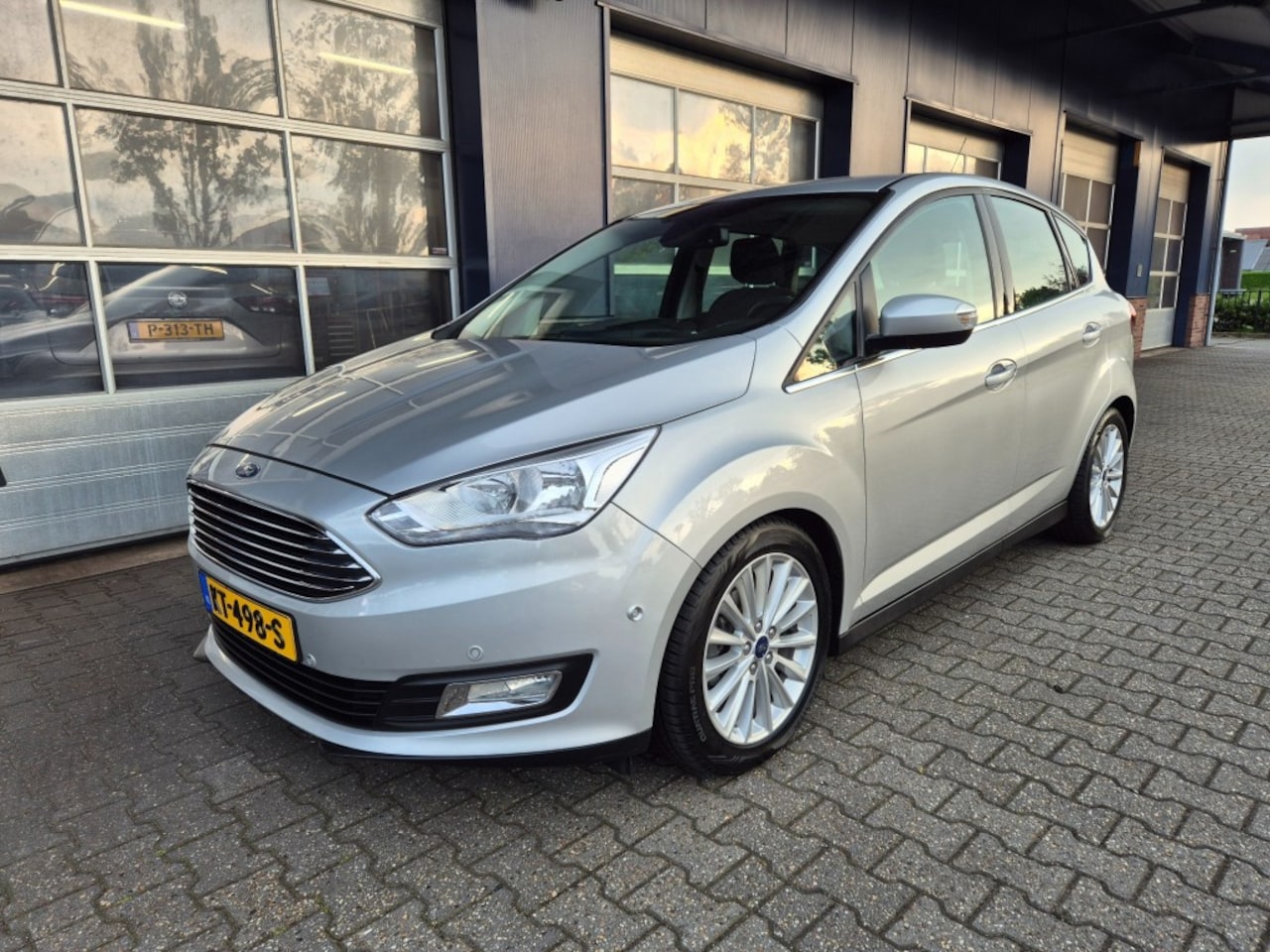 Ford C-Max - 1.0 Titanium 1.0 TITANIUM, Navigatie, Trekhaak, Cruise controle, PDC, ALL IN prijs! - AutoWereld.nl