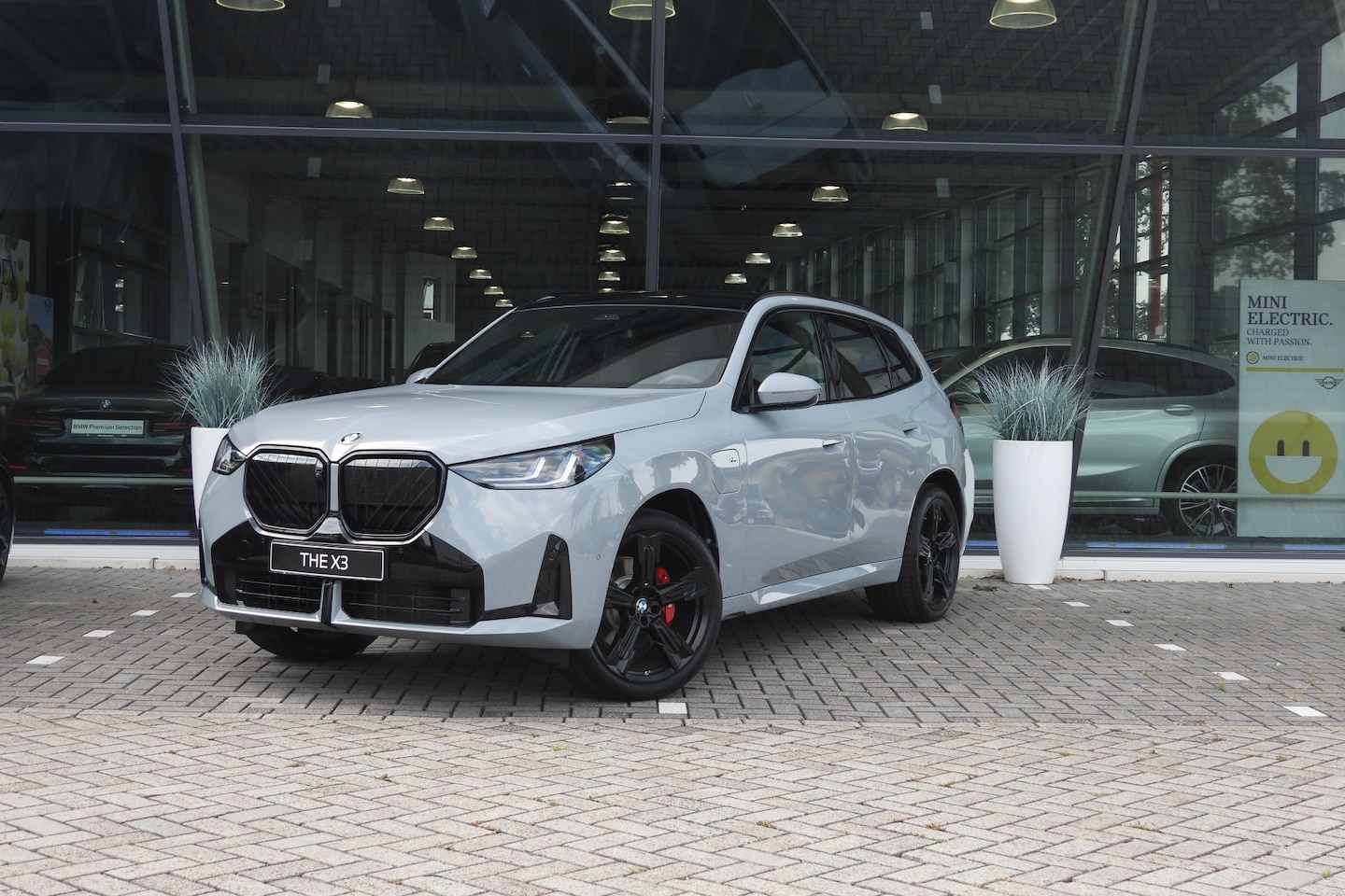 BMW X3 - 30e xDrive M Sport Automaat / Panoramadak / Trekhaak / Sportstoelen / Comfort Access / Ada - AutoWereld.nl