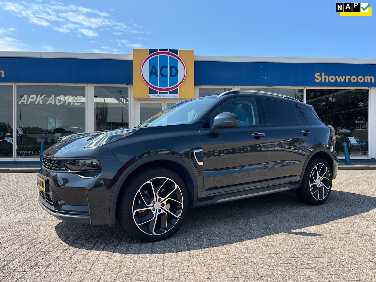 Lynk & Co 01 - 1.5 261pk PHEV 7DCTHc | Black Line | Orig.NL | PanoramaDak | Camera | Carplay | - AutoWereld.nl