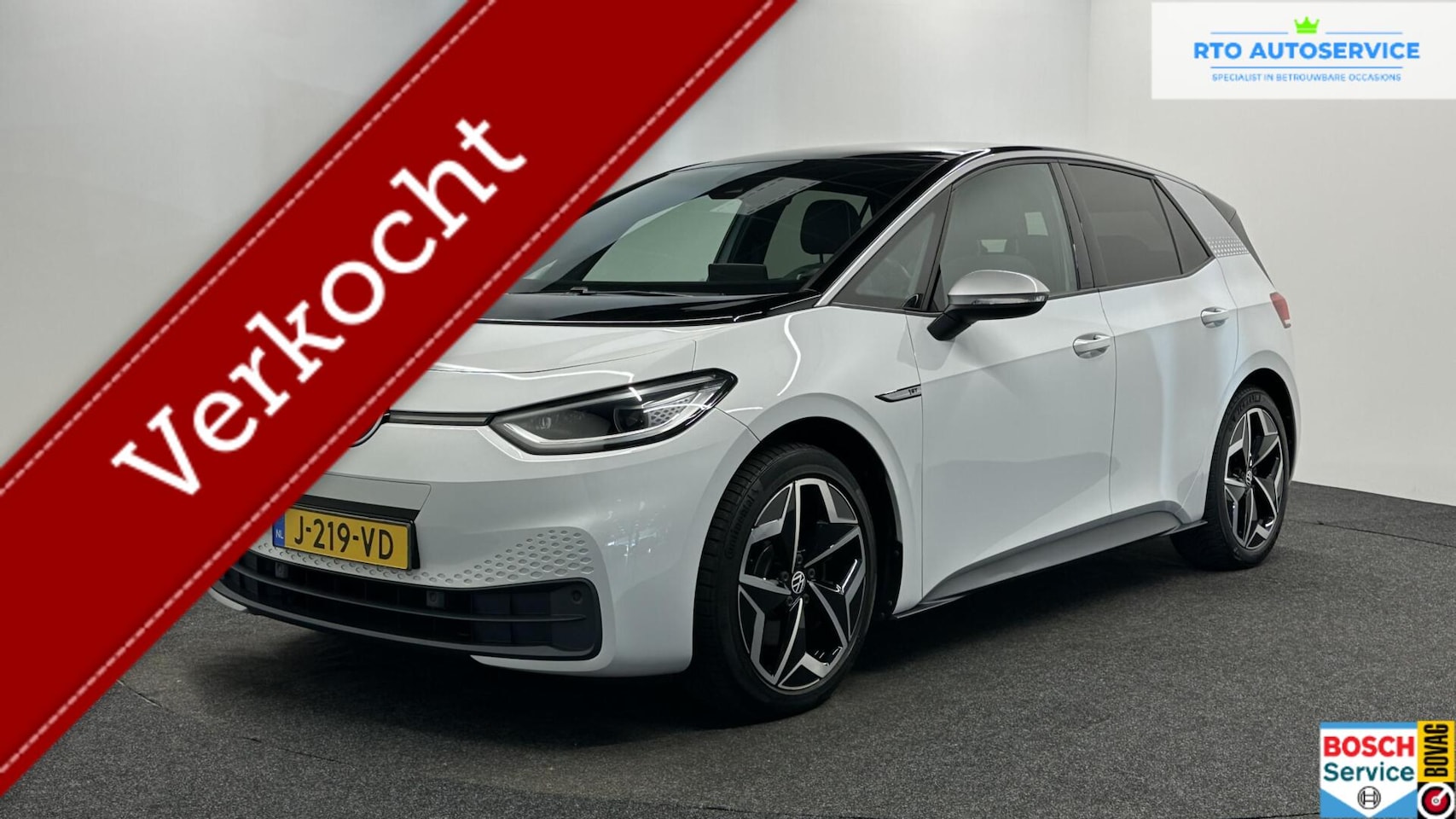 Volkswagen ID.3 - First Plus 58 kWh SOH 90%|Originele Trekhaak|Carplay|Navi|Camera|ACC|ECC|NAP| - AutoWereld.nl