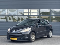 Peugeot 207 - 1.4 XR // MEENEEMPRIJS // KOPPAKKING LEK
