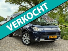 Mitsubishi Outlander - 2.0 PHEV Limited Edition X-Line | Schuif/kanteldak + Leder + Achteruitrijcamera Nu € 7.975