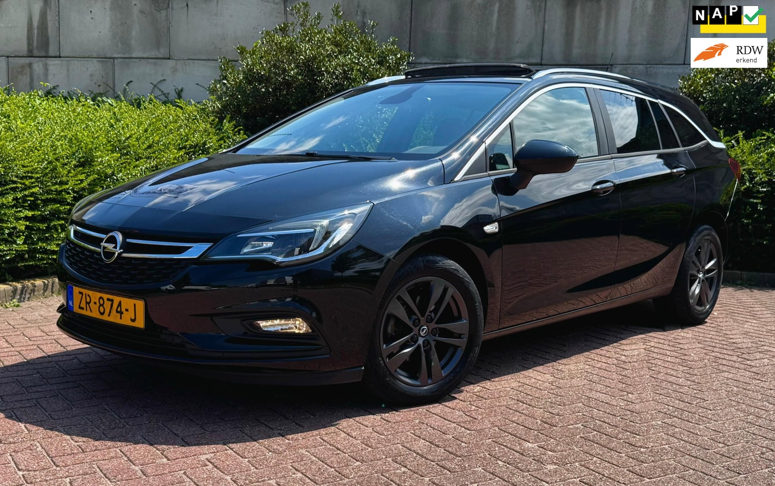 Opel Astra Sports Tourer - 1.0 Turbo 120 Jaar Edition/2DE EIG/RIJKLAAR/ - AutoWereld.nl
