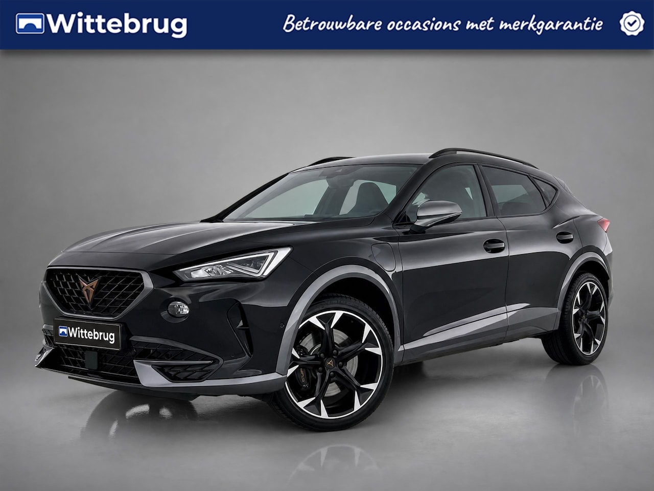 CUPRA Formentor - 1.4 e-Hybrid 245PK VZ Performance / Panoramadak / Stuur + Stoelverwarming / Achteruitrijca - AutoWereld.nl