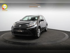 Toyota Aygo X - 1.0 VVT-i MT Play Dealeronderh. / Smartphone Integratie / DAB radio / Achteruitrijcamera /