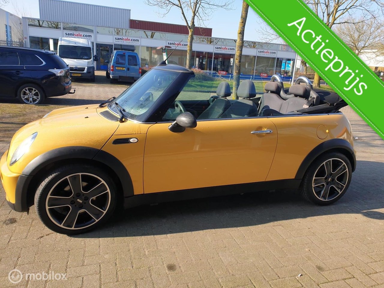 MINI Cabrio - 1.6 ONE|135.000KM|2008|NIEUWE APK 15-7-2027| - AutoWereld.nl