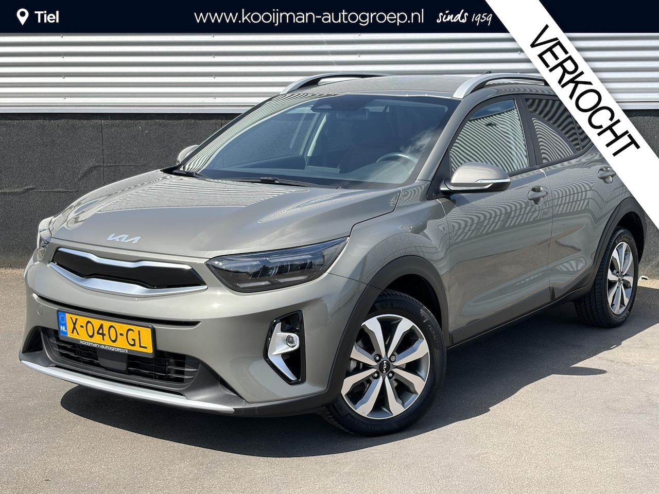 Kia Stonic - 1.0 T-GDi MHEV DynamicPlusLine Nieuw geleverd, 1e eign. Navigatie, Privacy glass, Smart Ke - AutoWereld.nl