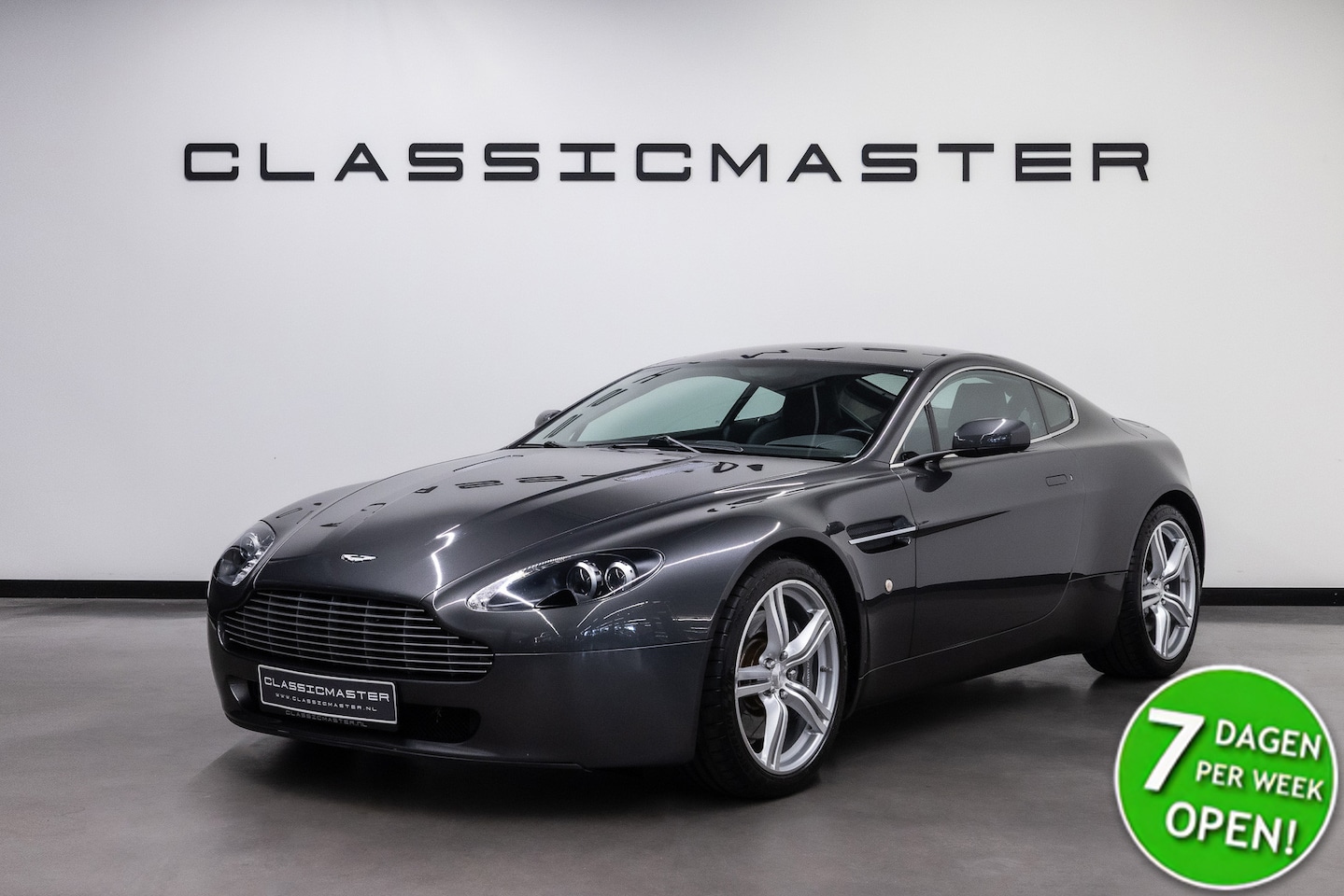 Aston Martin V8 Vantage - 4.7 V8 Fiscale waarde € 12.000,- 4.7 V8 - AutoWereld.nl