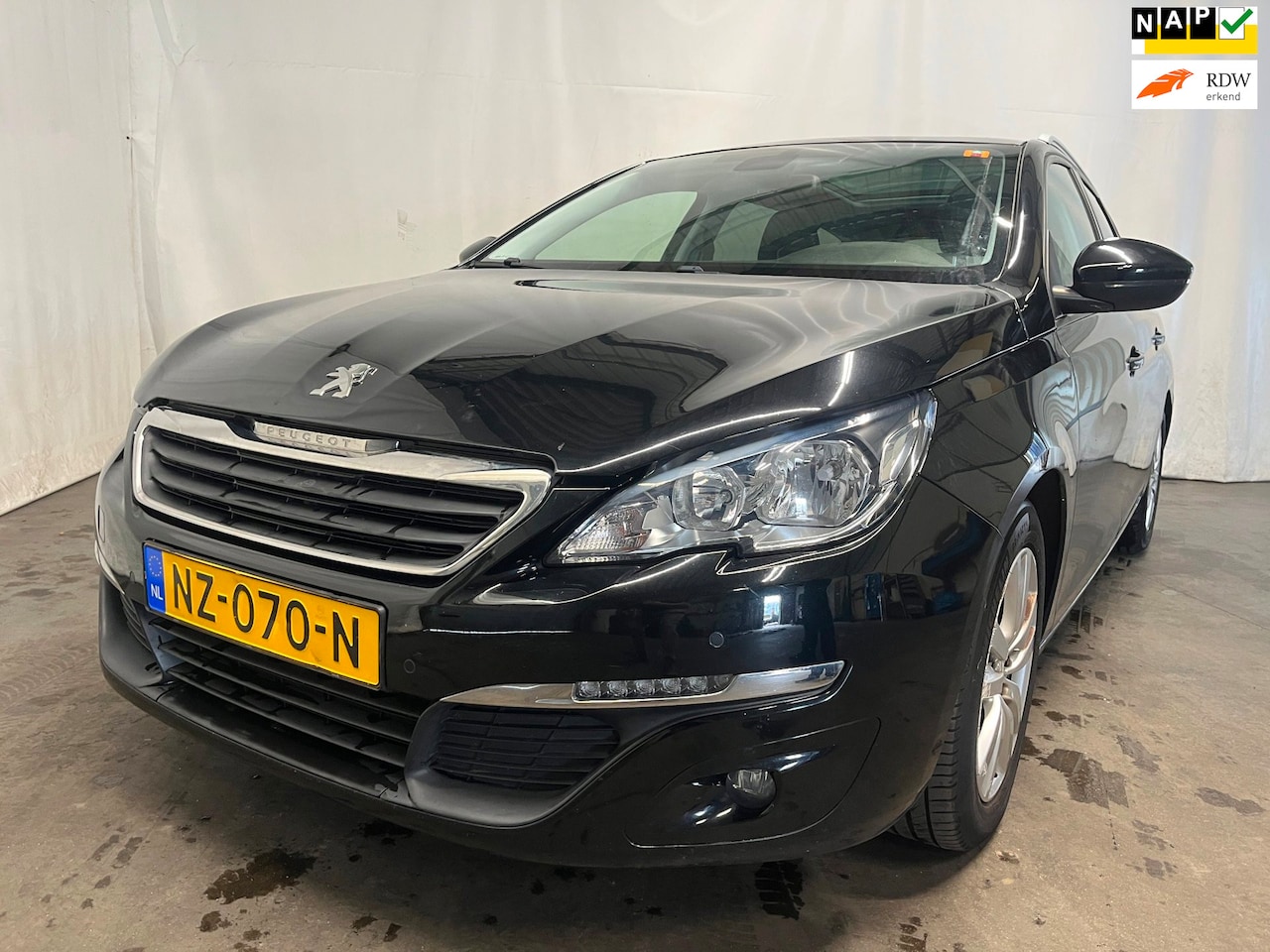 Peugeot 308 SW - 1.2 PureTech Blue Lease Executive - BPM - Verbruikt olie - Schade - AutoWereld.nl