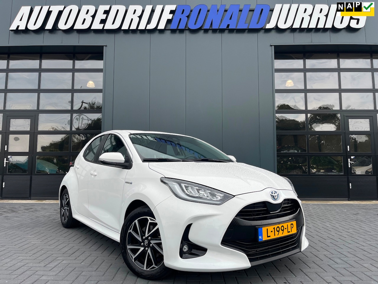 Toyota Yaris - 1.5 Hybrid Dynamic NL.Auto/Camera/Full led/Carplay/Climatronic/1Ste Eigenaar/Dealer Onderh - AutoWereld.nl
