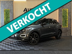 Volkswagen T-Roc - 1.5 TSI Sport Business R-Line VIRTUAL|DEALER ONDERHOUDEN|CARPLAY|SFEERVERLICHTING|18INCH|N